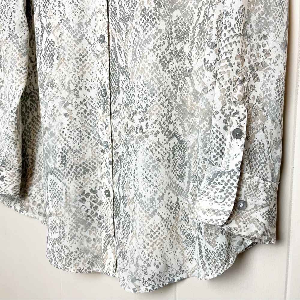 Chico’s Python Print Shirt 2 Large Gray Neutral B… - image 4